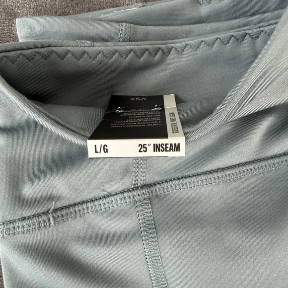 Women’s Victoria’s Secret VSX Essential High Rise Leggings - NWT Size Large - Picture 6 of 6